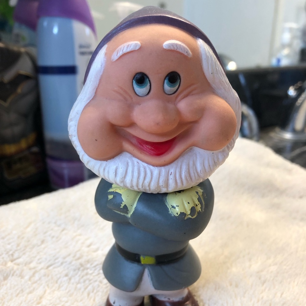 Vintage Walt Disney Productions Happy Squeaky toy rubber figurine frmnSnow White
